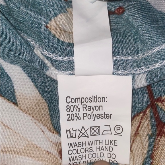 SHEIN Green and White Casual Button Down Shirt with Tropical Print - Picture 4 of 7